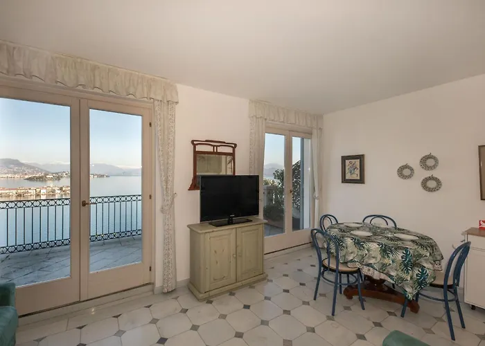 Punta Borromea By Interhome Stresa